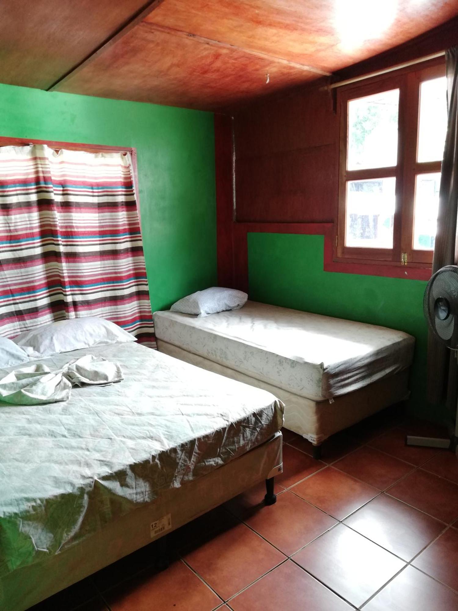 Lazy Crab Hostel Balgue Стая снимка
