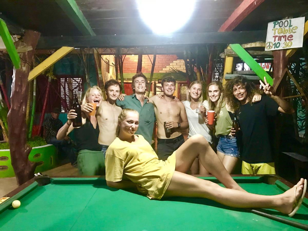 Lazy Crab Hostel Balgue Екстериор снимка